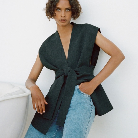 Zara Waistcoat Vest with Belt - Picture 4 of 15